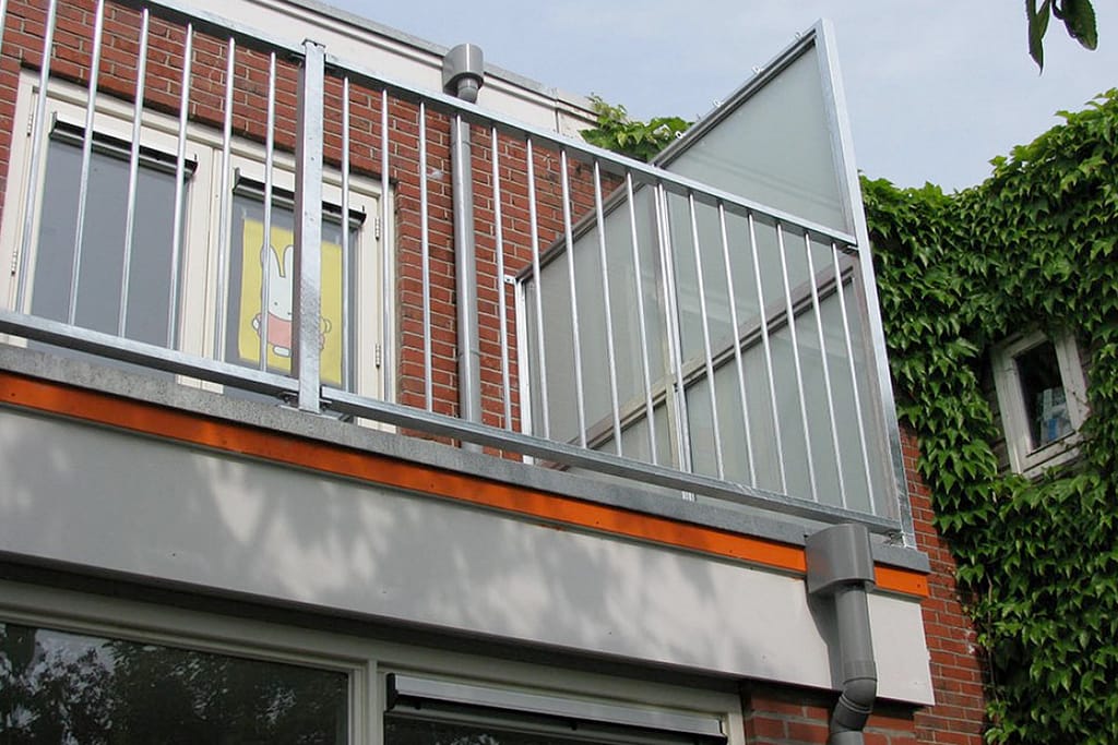 Stalen balustrade in Zeewolde