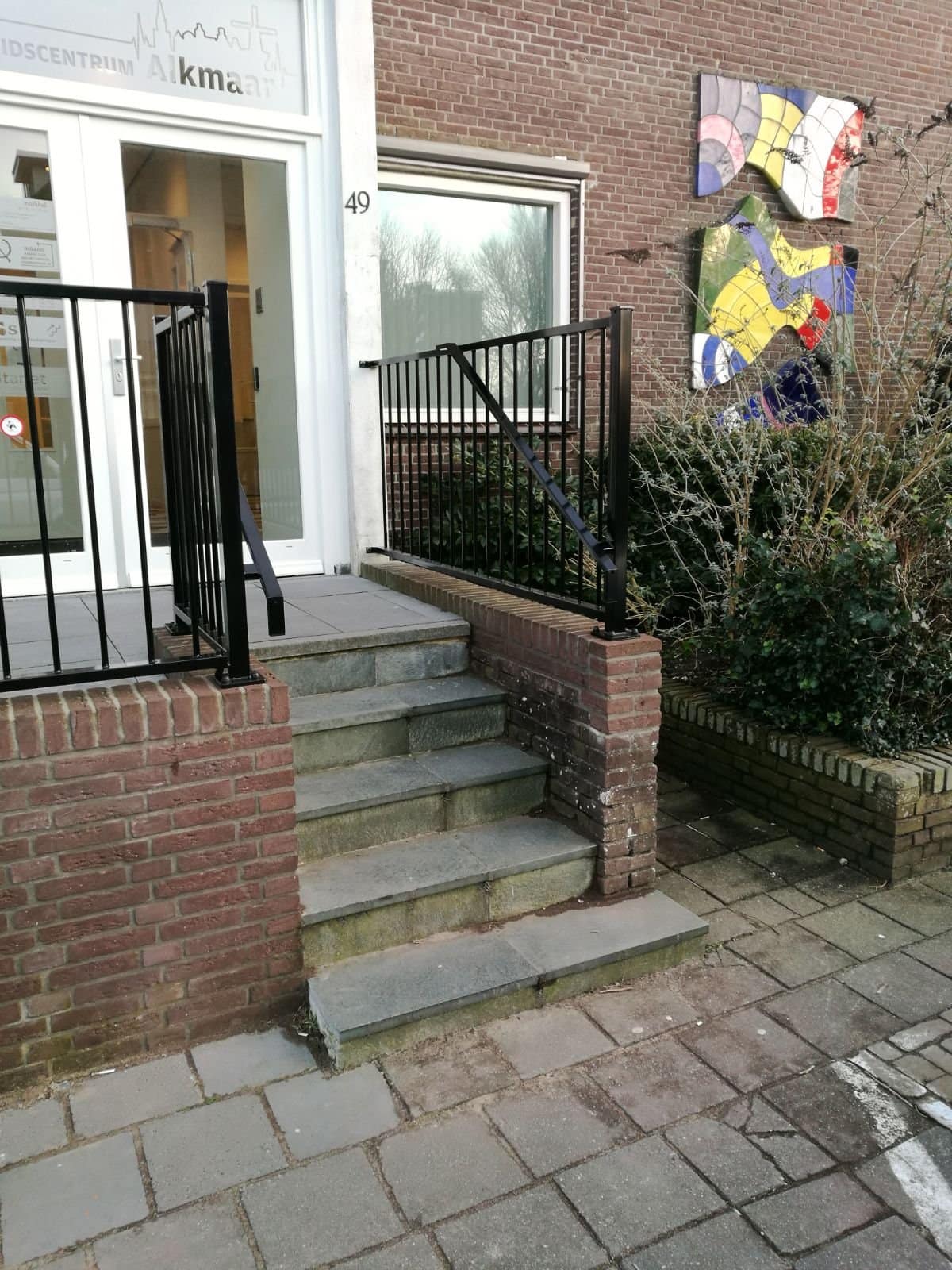 Balkonhekwerk op een vlonder