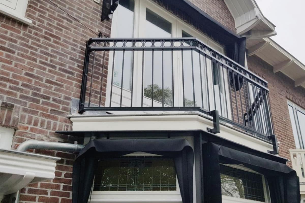 Balkonhekwerk in Emmeloord